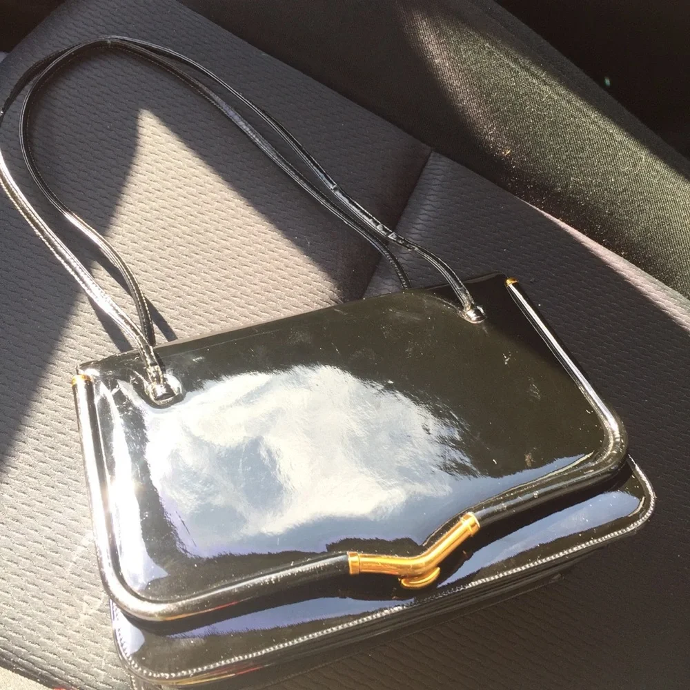 RARE! Judith Lieber vintage black patent purse